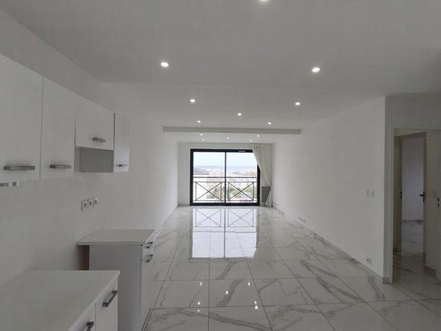 Marseille 15 Location Appartement 13