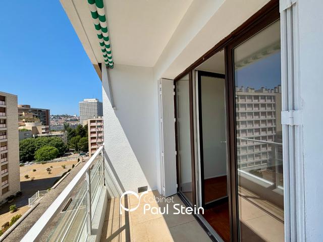 MARSEILLE 1OEME AVENUE DE TOULON 3 PIECES BALCONS CAVE