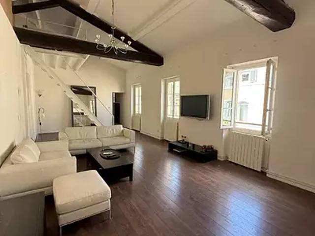 Marseille 1er 13001 Achat / Vente appartement 1 pièce t1 au dernier étage