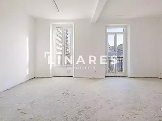 Marseille 1er 13001 Achat / Vente appartement 3 pièces t3 parking