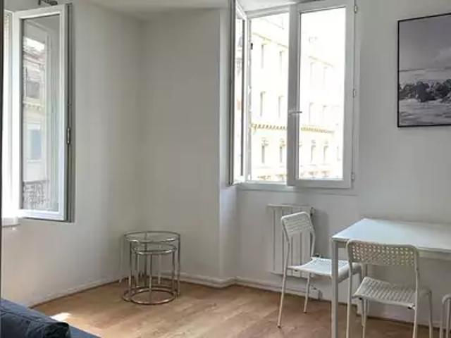 Marseille 1er 13001 Location appartement 1 pièce t1