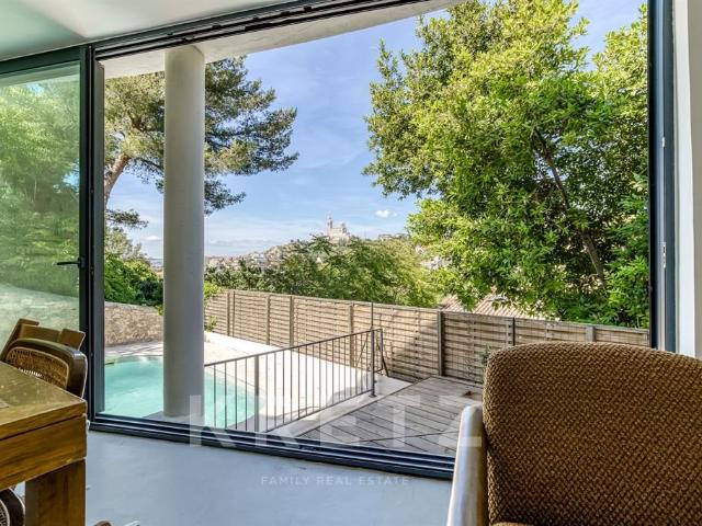 Marseille 7è Roucas Blanc maison d'architecte avec piscine 110m² Marseille 7ème