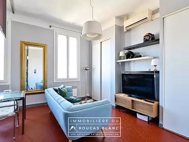 Marseille 7ème 13007 Location appartement 2 pièces t2 au dernier étage