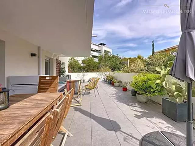 Marseille 4ème 13004 Location appartement 3 pièces t3 terrasse