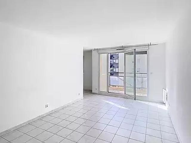 Marseille 5ème 13005 Achat / Vente appartement 2 pièces t2