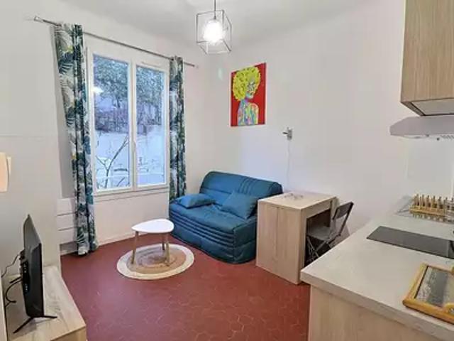 Marseille 5ème 13005 Location appartement 2 pièces t2 balcon