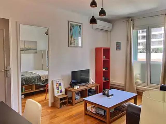 Marseille 5ème 13005 Location appartement 3 pièces t3