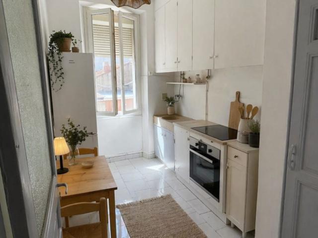 Marseille 5ème T2 de 37 m2 au calme Idéal investisseur