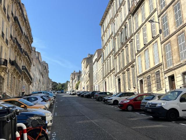 Marseille 6 Vente Appartement 13