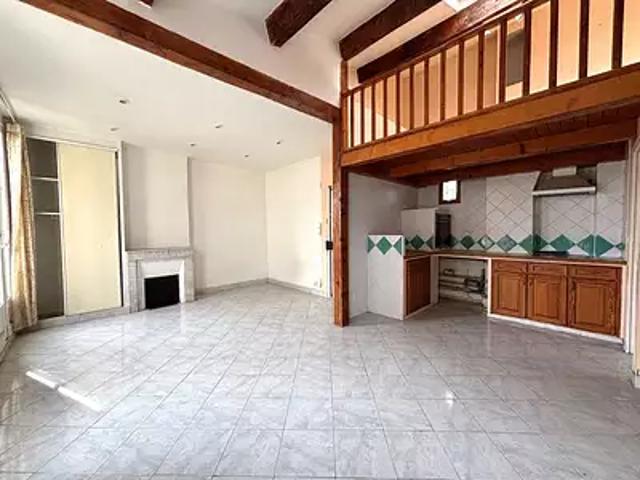 Marseille 6ème 13006 Achat / Vente appartement 1 pièce t1 au dernier étage