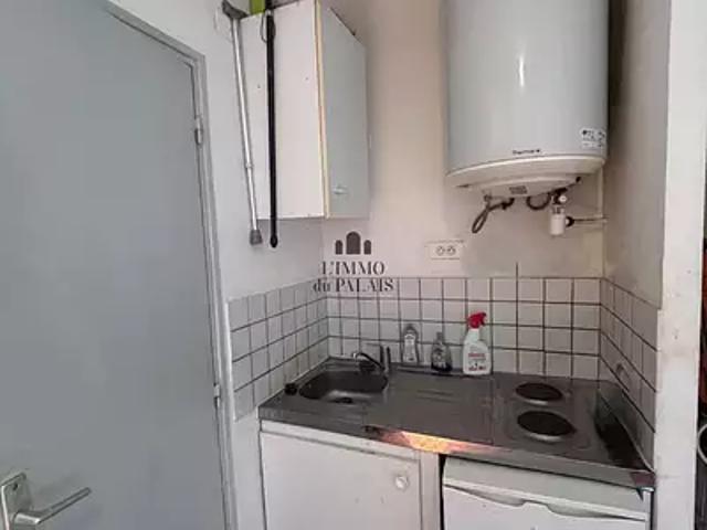 Marseille 6ème 13006 Achat / Vente appartement 1 pièce t1 au dernier étage