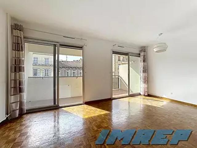 Marseille 6ème 13006 Achat / Vente appartement 1 pièce t1 terrasse