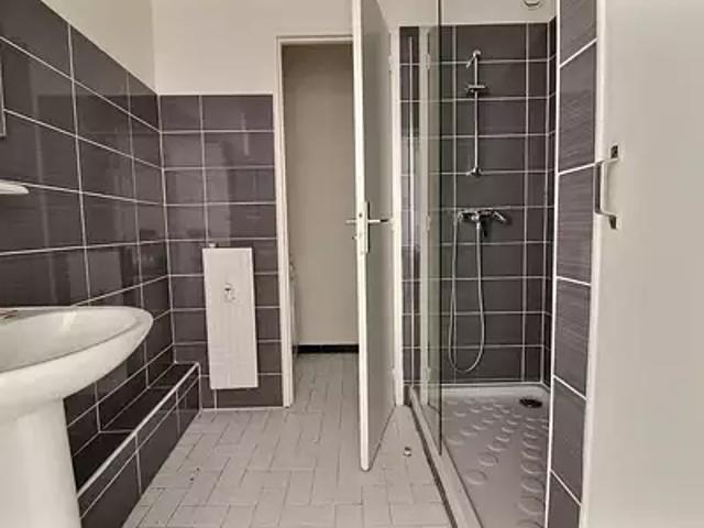 Marseille 6ème 13006 Location appartement 2 pièces t2