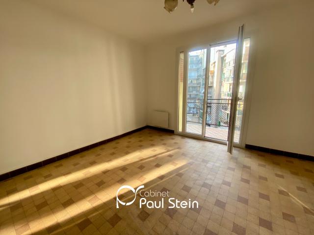 MARSEILLE 6EME APPARTEMENT TYPE 3 BALCON CAVE QUARTIER CASTELLANE