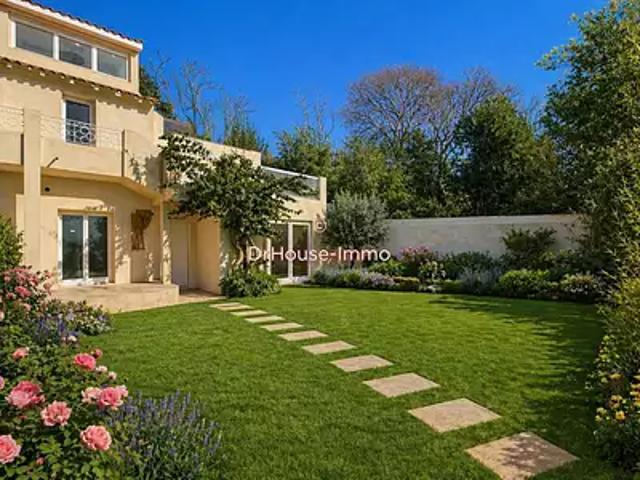 Marseille 8ème 13008 Achat / Vente maison 5 pièces t5 terrasse parking