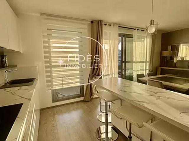 Marseille 8ème 13008 Location appartement 4 pièces t4