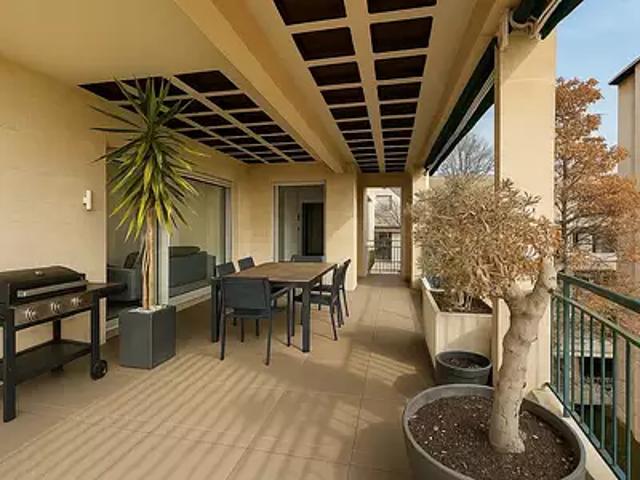 Marseille 8ème 13008 Location appartement 5 pièces t5