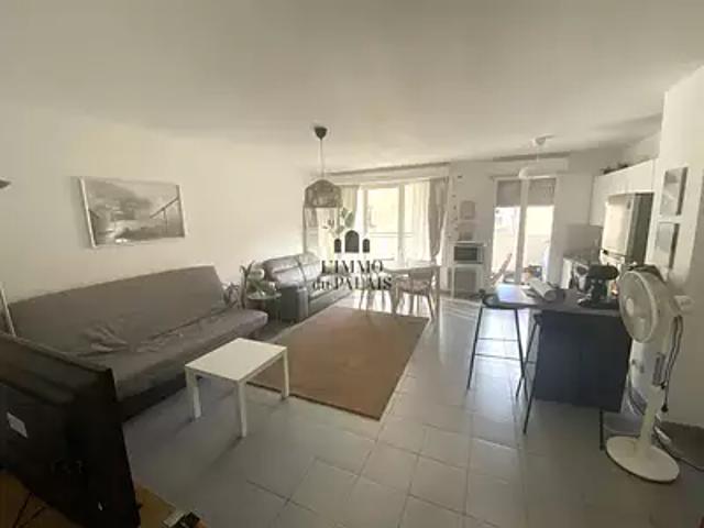 Marseille 8ème 13008 Location appartement 2 pièces t2