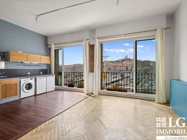 Marseille Vieux Port – Appartement T3 traversant avec vue panoramique exceptionnelle