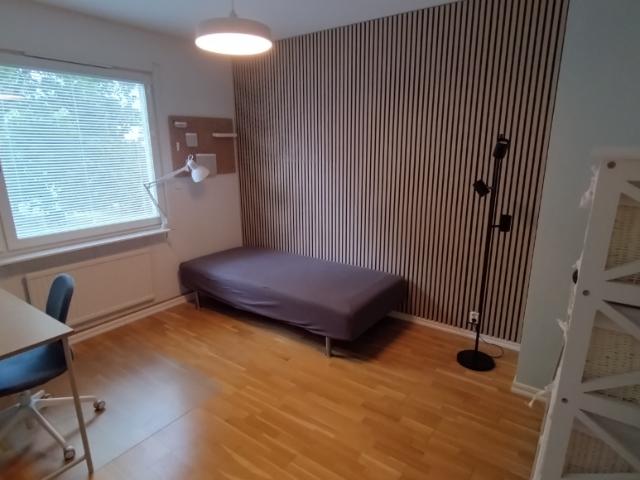 Märsta 1rok tillsv 4.750kr/mån