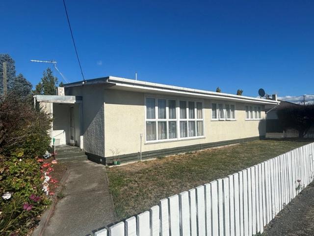 masterton, 3 bedrooms