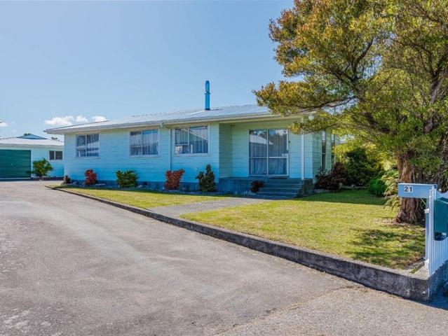 masterton, 3 bedrooms