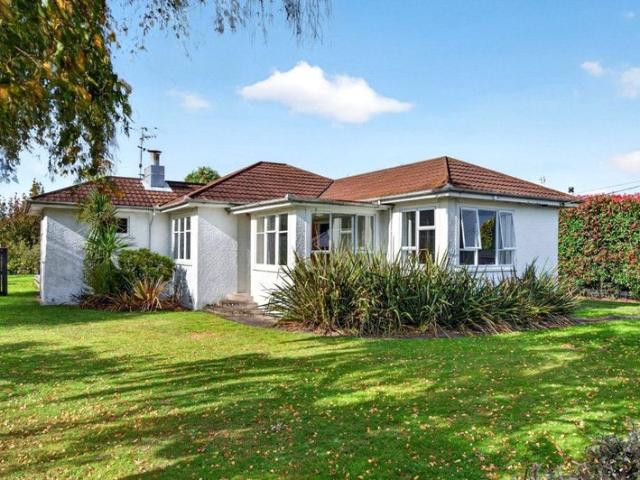 masterton, 3 bedrooms
