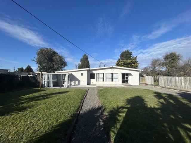 masterton, 3 bedrooms