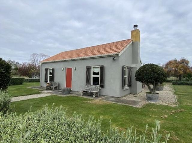masterton, 2 bedrooms