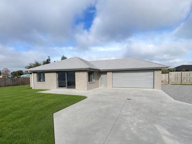masterton, 4 bedrooms