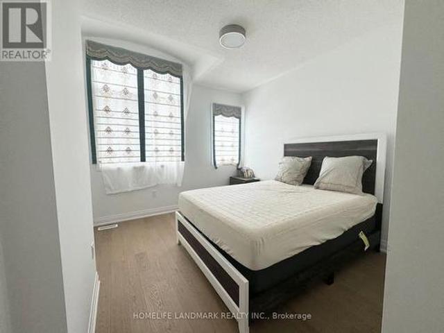 Master 3036 William Cutmore Boulevard, Oakville, ON, L6H 7W8 house for lease | Listing ID W13243 | Royal LePage