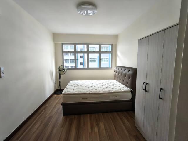 Master bed room