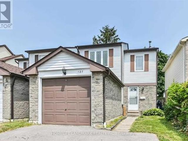 Master Bedroom 127 Shady Hollow Drive, Toronto, ON, M1V 2L9 house for lease | Listing ID E13513 | Royal LePage