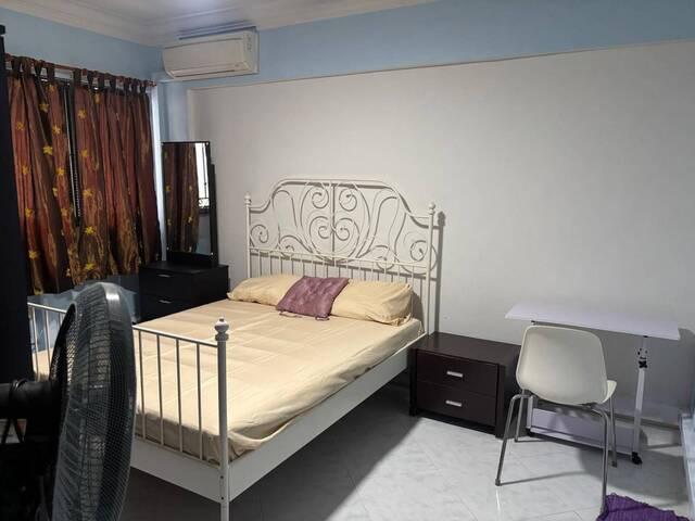 Master Bedroom with attached bath For Rent