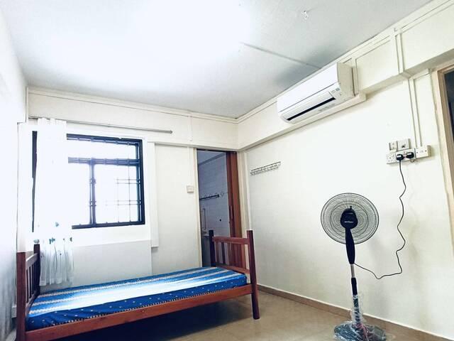 Master Bedroom with attached bathroom @ Chinese Garden