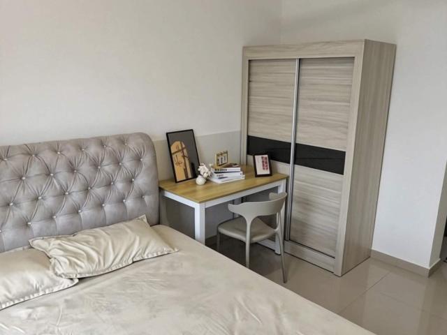 Master Bedroom with Private Bathroom | Walking distance to MRT