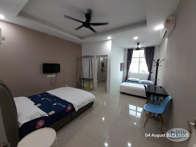 Master Bedroom at D'Mansion Condo, Jelutong