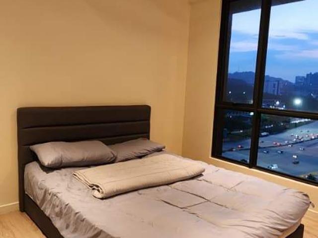 Master Bedroom for Rent @ Emerald 9 Condo