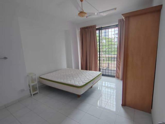 Master bedroom in Kuchai Lama/Happy Garden
