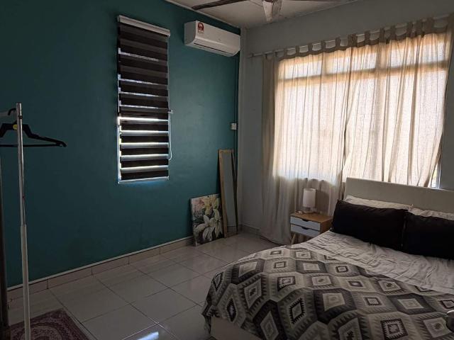 Master Bedroom KLIA Sepang Kotawarisan