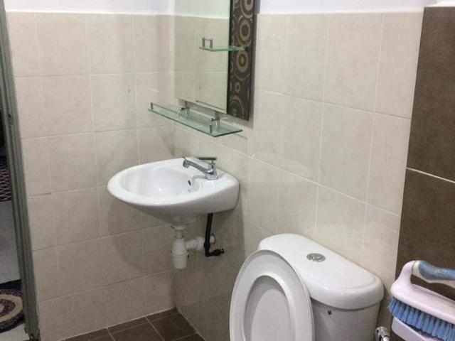 Master female room & no deposit