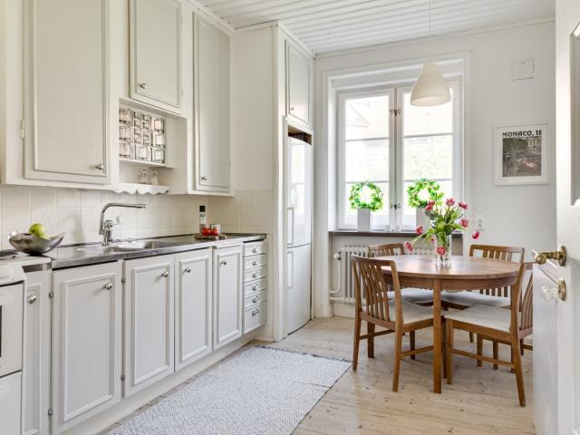 Mäster Henriksgatan 1E