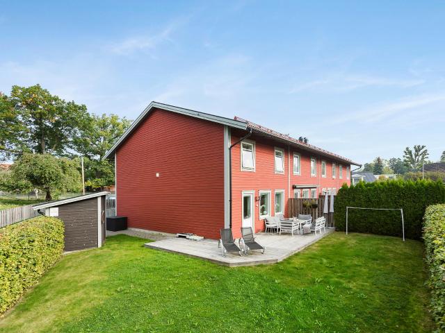 Mäster Lorentz väg 8