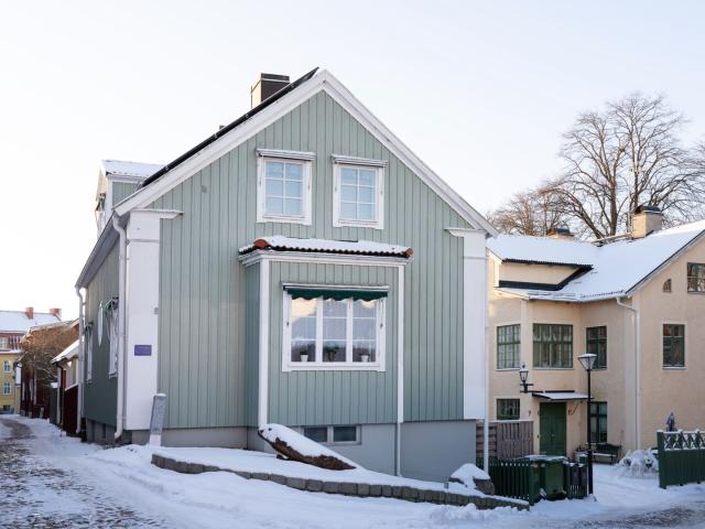 Mäster Lars gränd 7