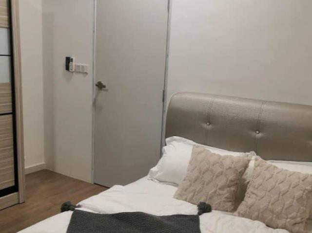 Master Suite at Aster Residence Direct MRT