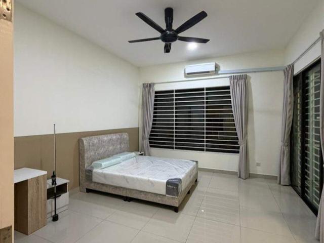 Master suite rooms for rent – setia utama