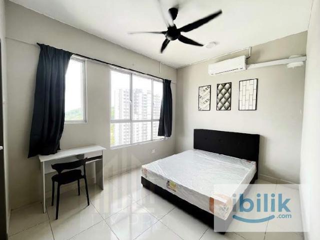 MASTER ROOM