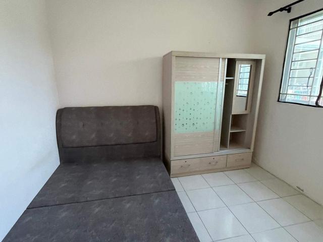 Master Room to rent