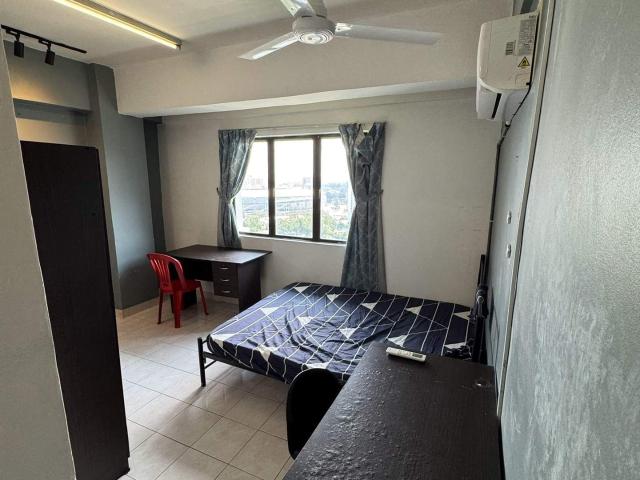 MASTER ROOM @ Vista Komanwel B | RM900 | PRIVATE BATHROOM