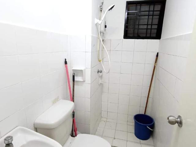 Master Room Vista Millennium Condominium, Puchong